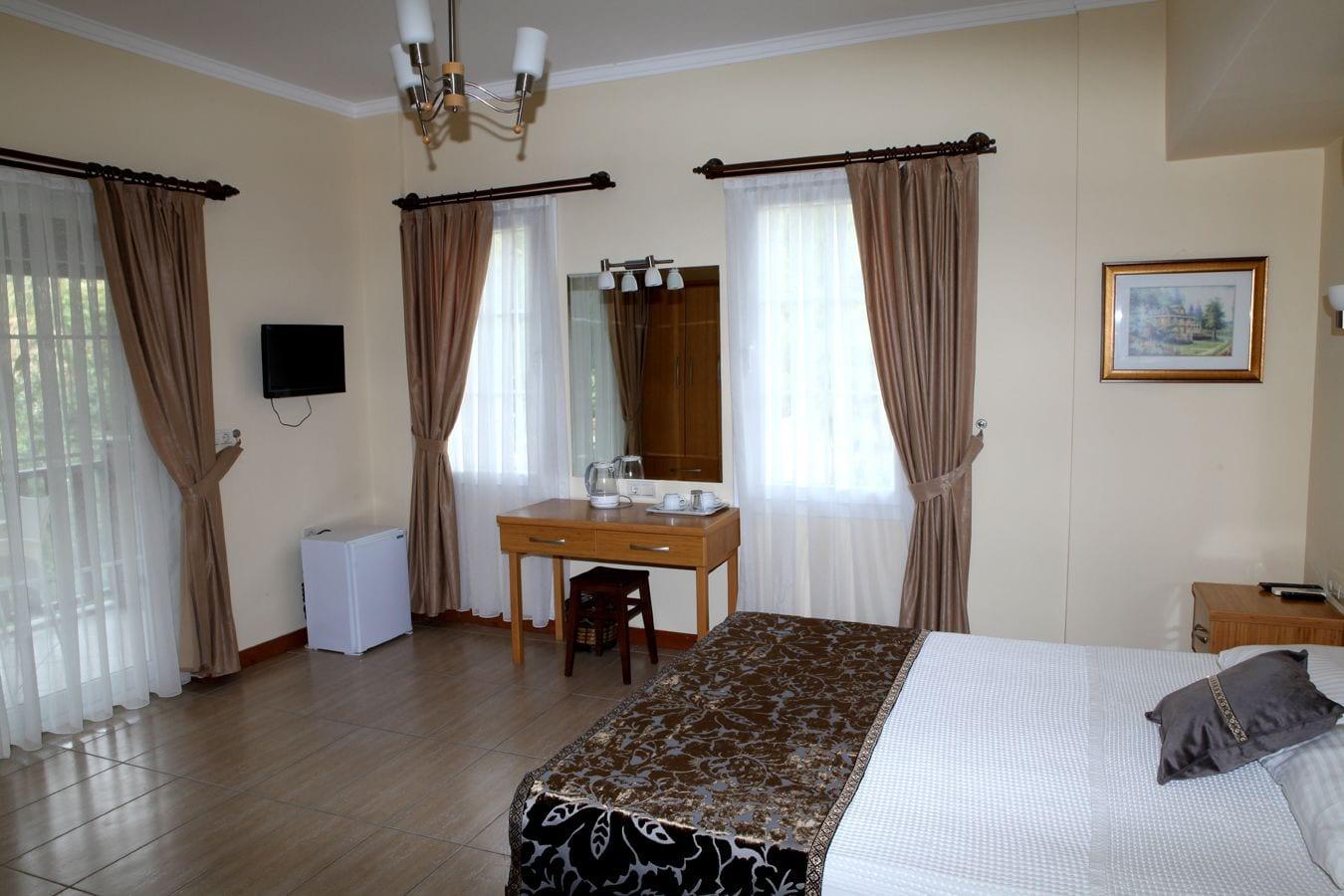 Hotel Dalos 戈西克 外观 照片