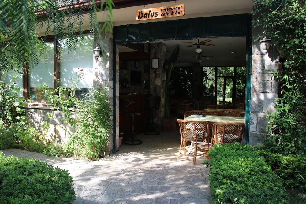 Hotel Dalos 戈西克 外观 照片